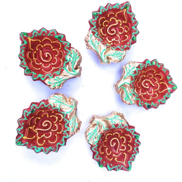 Hand Painted Leaf Shaped Terracotta Clay Diyas |