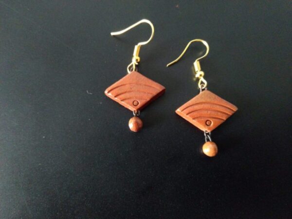 Exquisite Terracotta Earring With Hanging Beads |